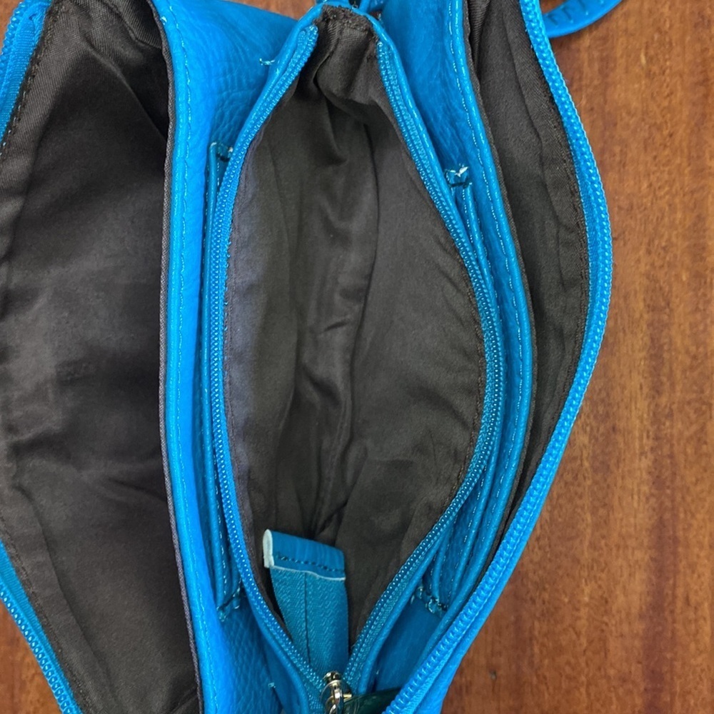 Cross body Purse - Picture 6 of 14